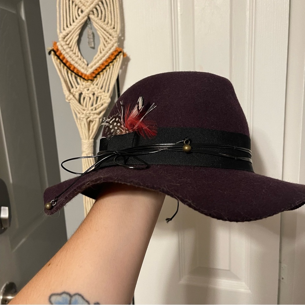 Burgundy purple feathered floppy brim boho hat
